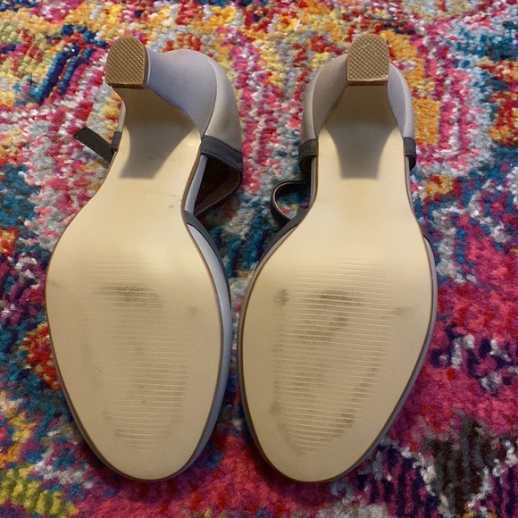 Famous Footwear Mary Jane heels size 6.5 - Picture 5 of 5